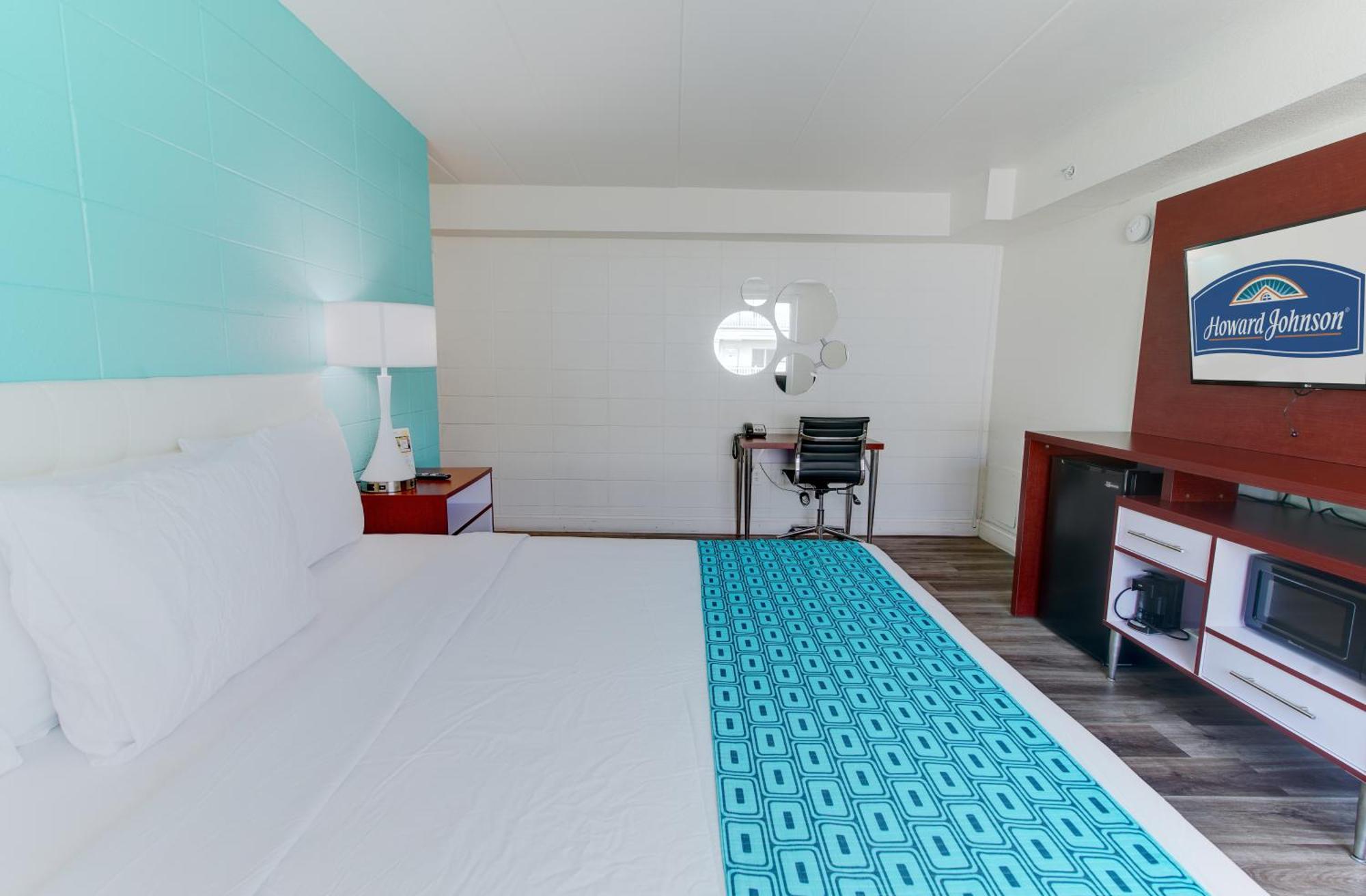 Howard Johnson By Wyndham Virginia Beach At The Beach Екстер'єр фото