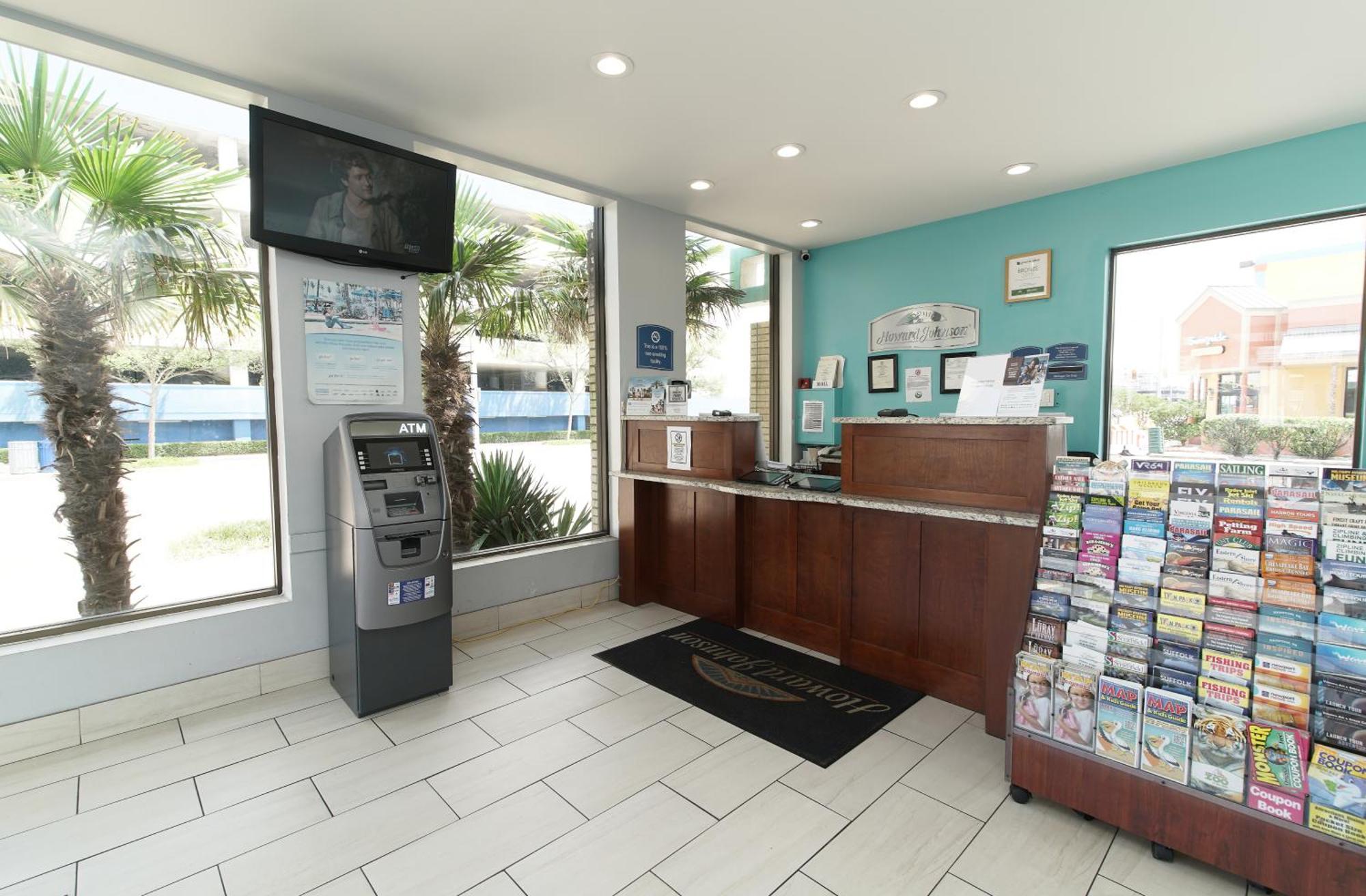 Howard Johnson By Wyndham Virginia Beach At The Beach Екстер'єр фото