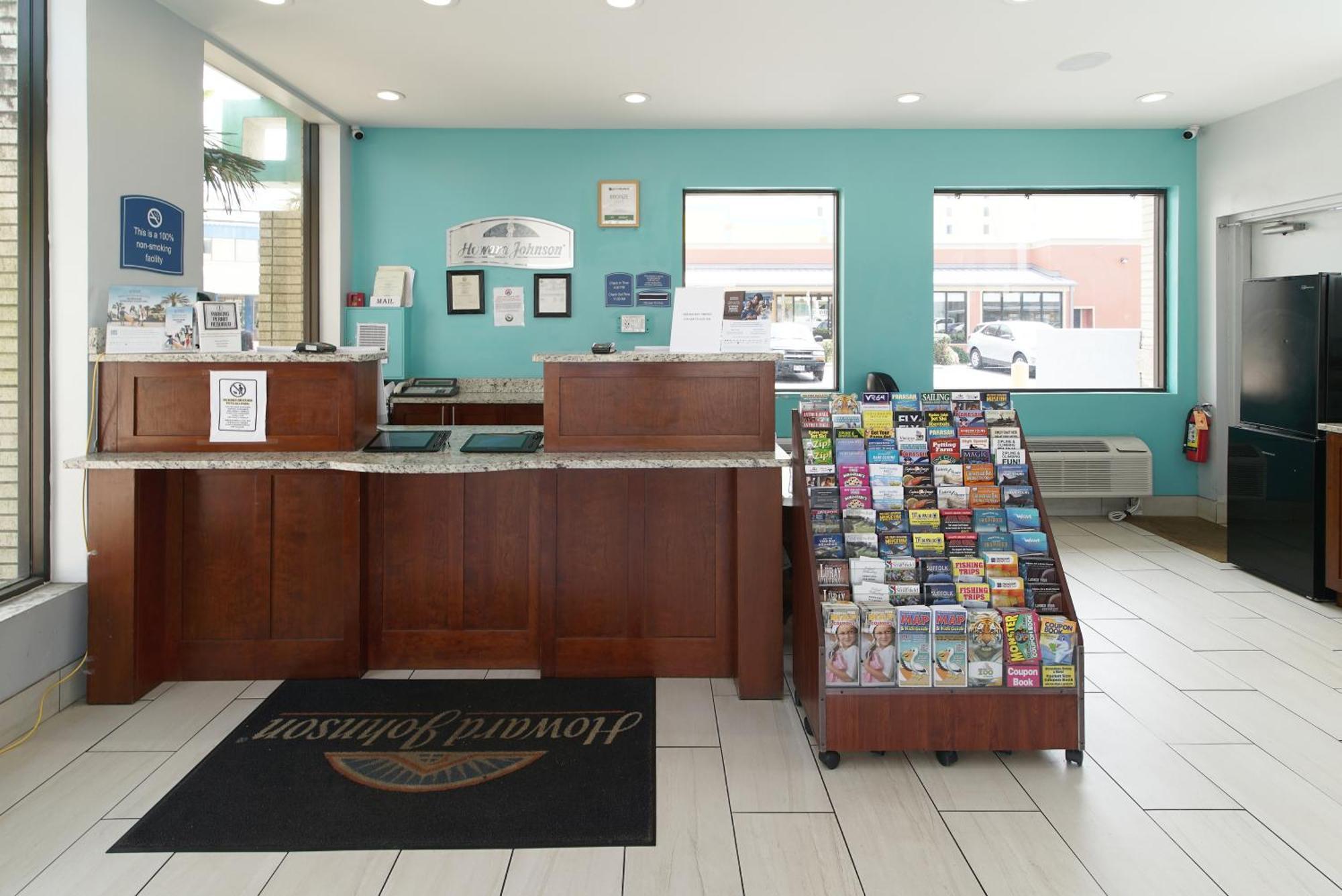 Howard Johnson By Wyndham Virginia Beach At The Beach Екстер'єр фото