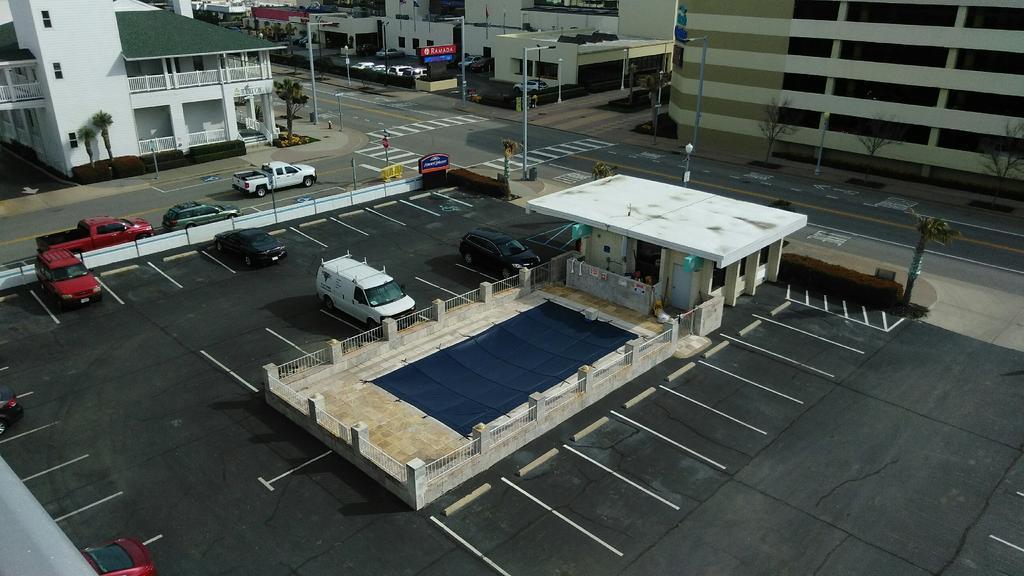 Howard Johnson By Wyndham Virginia Beach At The Beach Екстер'єр фото
